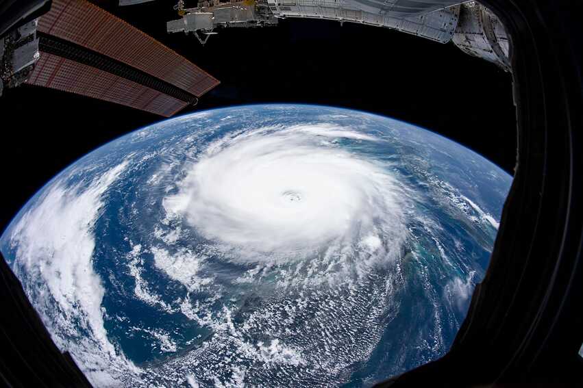 Dorian von der ISS aus gesehen