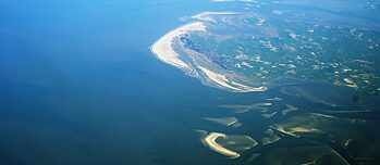 Areal view of Trischen, Eiderstedt, and the North Frisian Barrier Islands