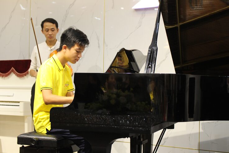 Ngô Thọ Quang (2006) Piano