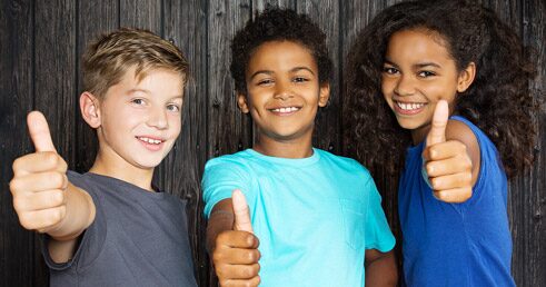 Fomentar el multilingüismo, en lugar de frenarlo