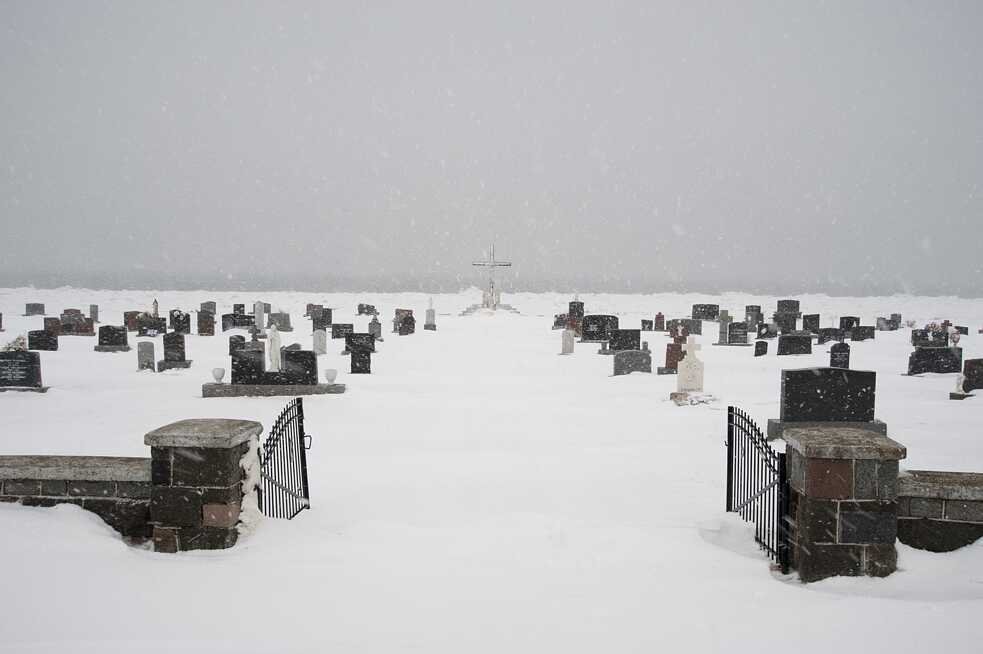 The Cemetery of Sainte-Anne-des-Monts: The fishing village of Sainte-Anne-des-Monts in Quebec lies in the north of the Gaspé Peninsula at the foot of the Chic-Choc Mountains by the entrance to a national park. One of the most popular activities in the area is hiking to the summit of Mont Jaques-Cartier, named after the first European to “claim” the land for France in the 16th century. Our picture, however, shows a place that is otherwise characterized by silence: the local cemetery, which is still operating — at least in the summer because, as you can tell by looking at the untouched blanket of snow in this photo, the standstill is almost palpable in the winter.