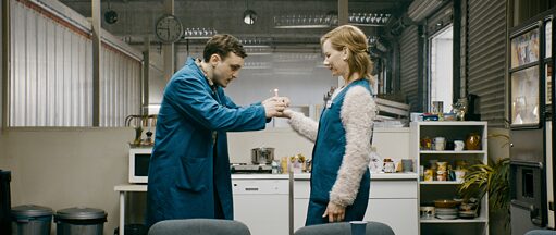 In den Gängen, Still