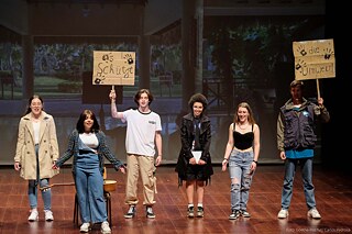 Die Gruppe "Die Grüneration" der Escola Secundária Dr. Joaquim Gomes Ferreira Alves, Vila Nova de Gaia, präsentierte "Die Umwelt-Revolution"