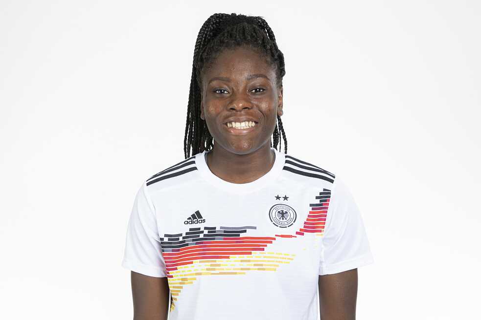 Nicole Anyomi