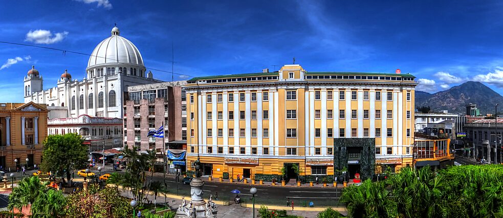 Panorama des historischen Zentrums von San Salvador