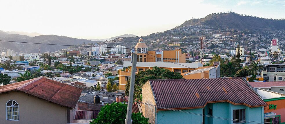Sonnenuntergang am Cafemania in Tegucigalpa
