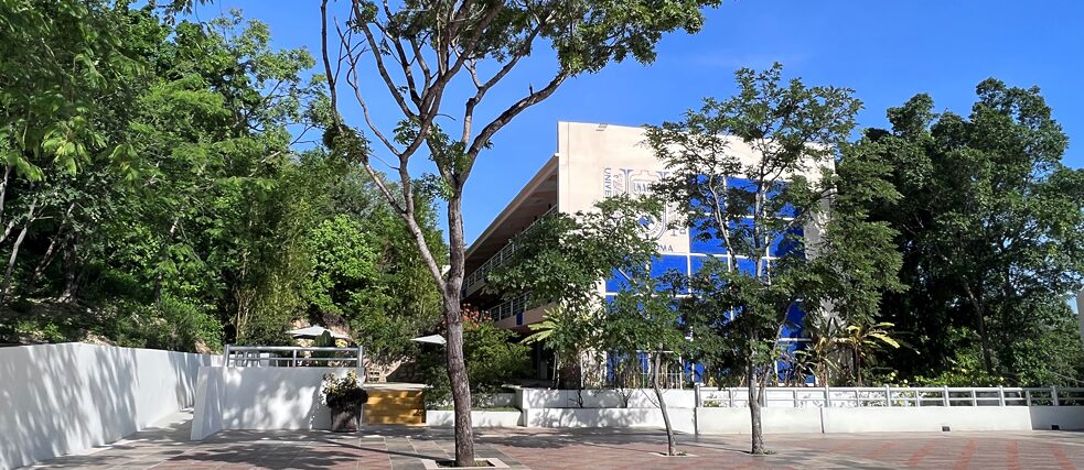 Außenansicht der Universidad Autónoma de Chiapas