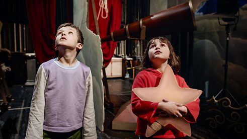 LAURAS STERN Still (1)