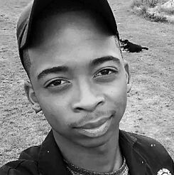 Lungisa Bandile Makapela