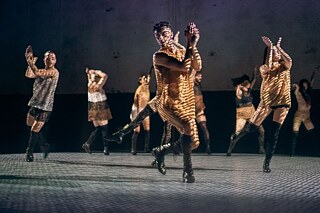 MADE TWO WALKING/MADE ALL WALKING