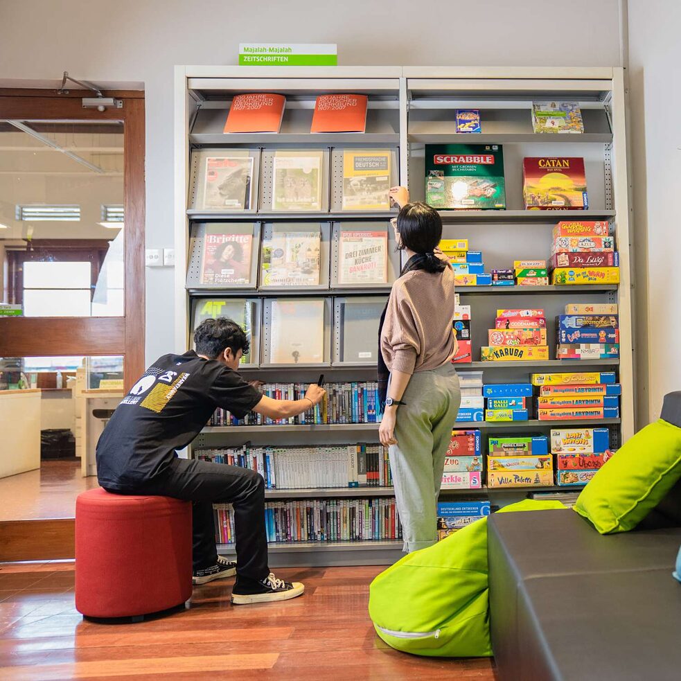 Lounge der Bibliothek im Goethe Institut Bandung