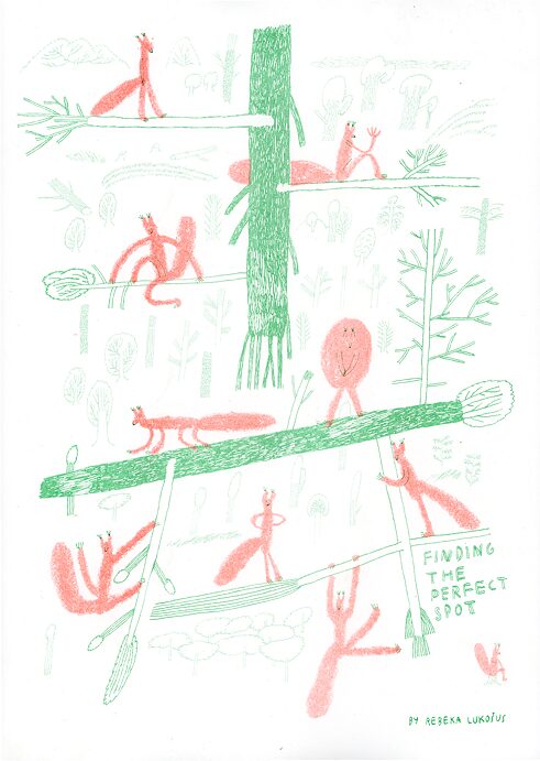 Ein Eichhörnchen probiert aus unterschiedlichen Ästen verschiedene Positionen aus.