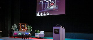 부재자들의 회의