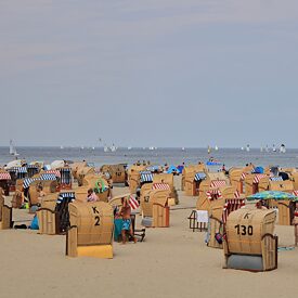 Der Strand von Travemünde mit den typischen Strandkörben
