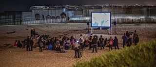 Transfrontera © © Transparaiso (recorte) Transfrontera