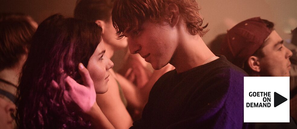 Sternchen (Ruby O. Fee) und Dani (Merlin Rose) in „Als Wir Träumten“