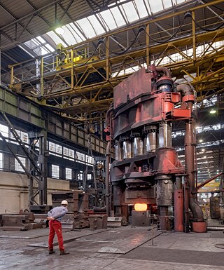 Schmiedewerke Gröditz, Arbeiten an der Presse