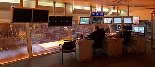 Ilsenburger Grobblech (Harz), Kontrollraum des Walzwerks.