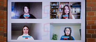 Die Debattantinnen der zweiten Runde der Jahresabschlussveranstaltung © © Dietmar Gust, Goethe-Institut Die Debattantinnen der zweiten Runde der Jahresabschlussveranstaltung