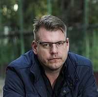 Viktor Bodó 