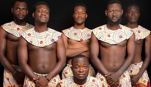 Perkussion, Tanz, Gesang, Gemälde, Performance