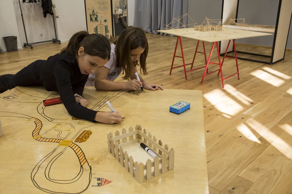 DIE STADT: Eine Werkstatt für Architekten und Kinder