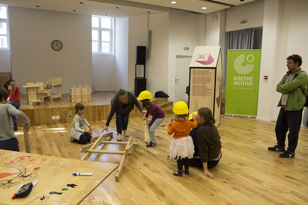 DIE STADT: Eine Werkstatt für Architekten und Kinder