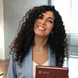 Porträt von Serena Sapienza