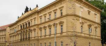 Gymnázium Botičská