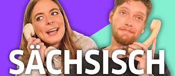 Rahel und Clemens am Telefon vor einem lila türkisem Hintergrund