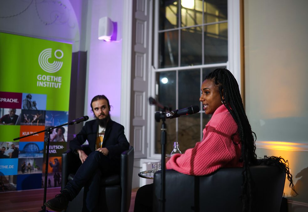 Harun Siljak (CONNECT & School of Engineering, Trinity College Dublin) and Fehdah (Musician and Astrophysics Graduate) at the "Entangled" event at the Goethe-Institut Dublin