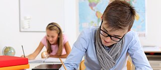 Exames para jovens nas escolas