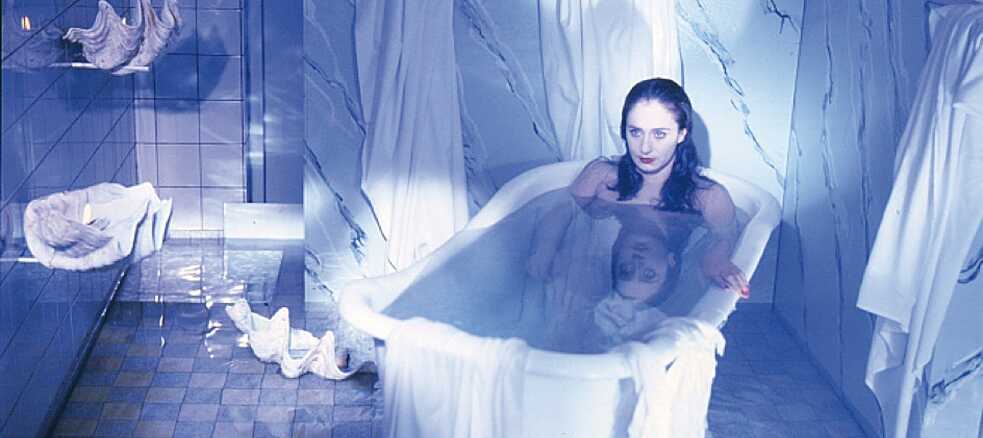 Elfi Mikesch’s and Monika Treut’s film “Verführung: Die grausame Frau” (Seduction: The Cruel Woman) was shown at the Berlinale in 1985