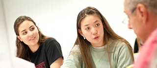 Leseclub in der Bibliothek