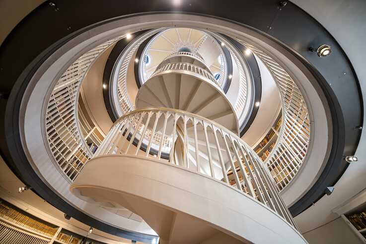 Wendeltreppe im Bücherturm der Herzogin Anna Amalia Bibliothek