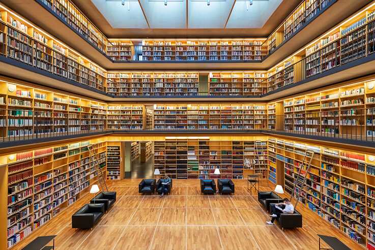 Bücherkubus im Studienzentrum der Herzogin Anna Amalia Bibliothek