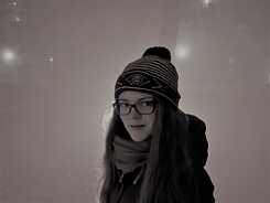 Toldi Eszter