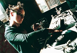 Vinca Petersen, Mel DJs, 1997