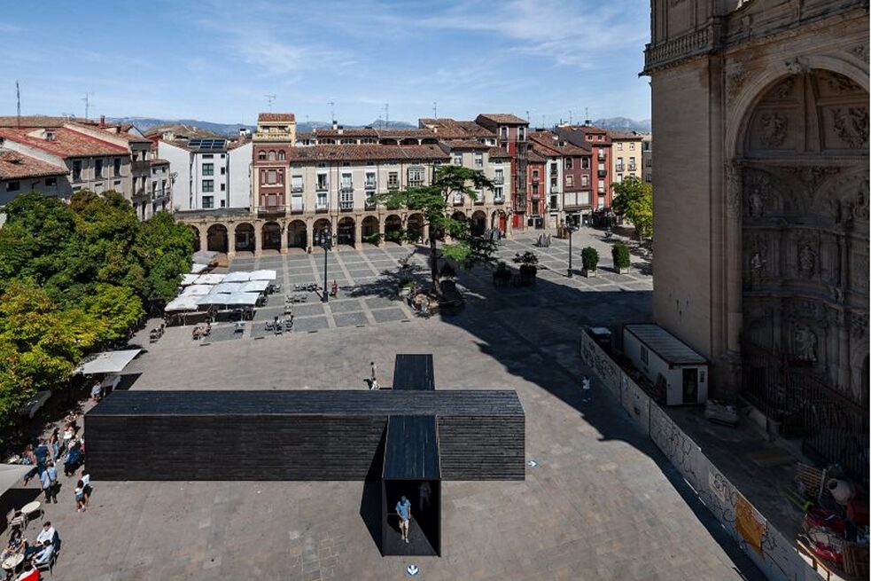 Concéntrico 06 - Installation "Kreuzweg" von Gregor Schneider