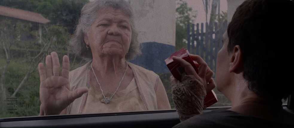 “Propriedade“ (Property). Brasilien, 2022. Director: Daniel Bandeira. In scene: Maria José Sales und Malu Galli