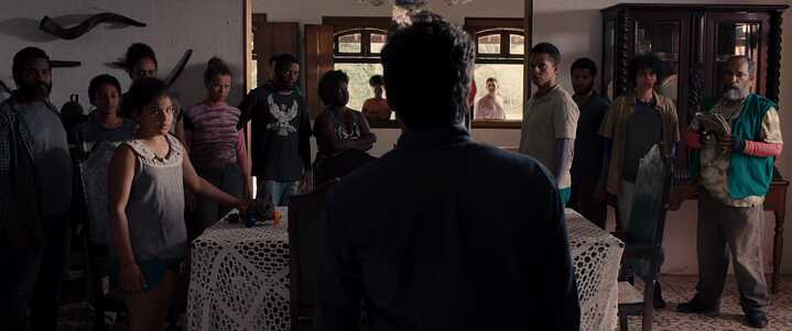 “Propriedade“. Brazil, 2022. Director: Daniel Bandeira. In scene: Tavinho Teixeira, Ane Oliva, Samuel Santos 