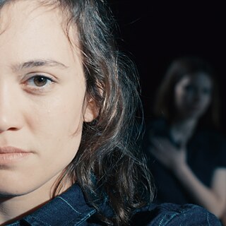 THE CASE YOU | Still: 2 Faces