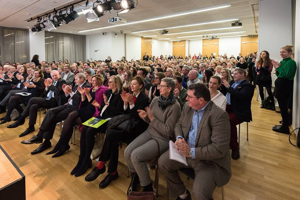Lesung und Gespräch mit Robert Menasse 
