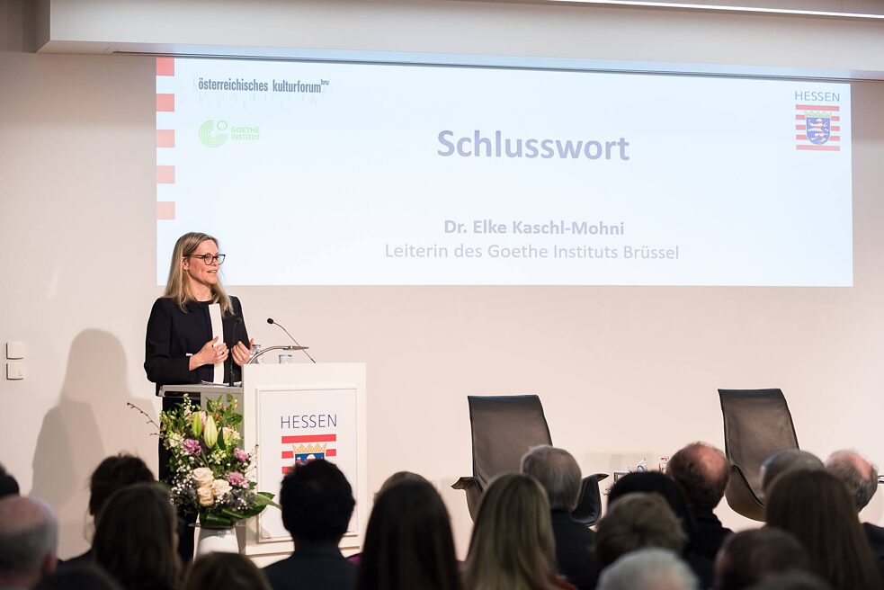 Dr. Elke Kaschl Mohni, Institutsleiterin Leiterin der Region Südwesteuropa EU-Beauftragte des Goethe-Instituts