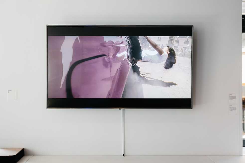 Rangoato Hlasane, Sasosedi sa Tsodio, 2020, Ausstellungsansicht im Centre PHI, Foto: Adil Boukind