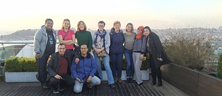 Gruppenfoto beim Schulwärts! Konferenz Ani Inataliza © © Ani Inataliza Gruppenfoto beim Schulwärts! Konferenz