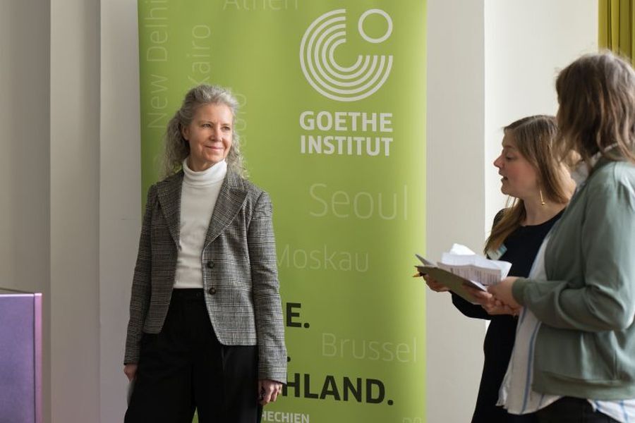Begrüßung durch die Leiterin des Goethe-Instituts Sonja Griegoschewski