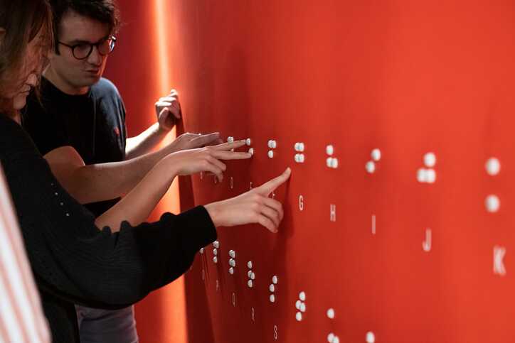 DIALOGMUSEUM GmbH – Museum, das Sinne macht.