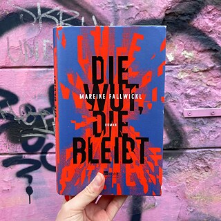 Buchcover Die Wut, die bleibt von Mareike Fallwickl © © Clara Busch Die Wut, die bleibt - Mareike Fallwickl