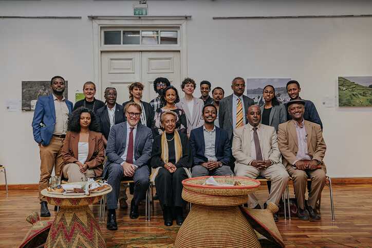 CULTURAL DELEGATION ON THE OCCASION OF THE CHANCELLOR'S TRIP